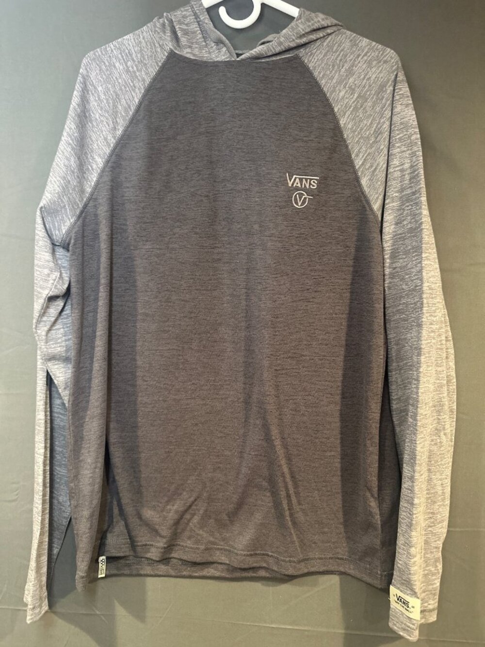 Vans Mens Medium Hooded Long Sleeve Shirt Gray Raglan Skate Streetwear